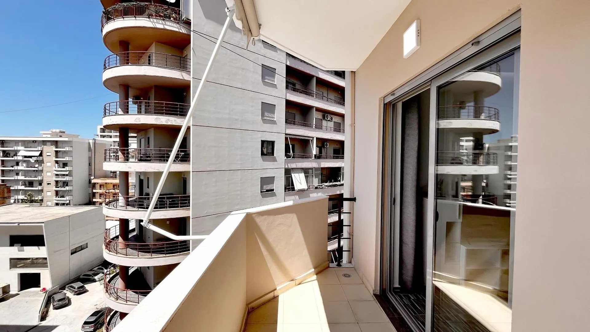 Kam Apartments In The City Center Vlore