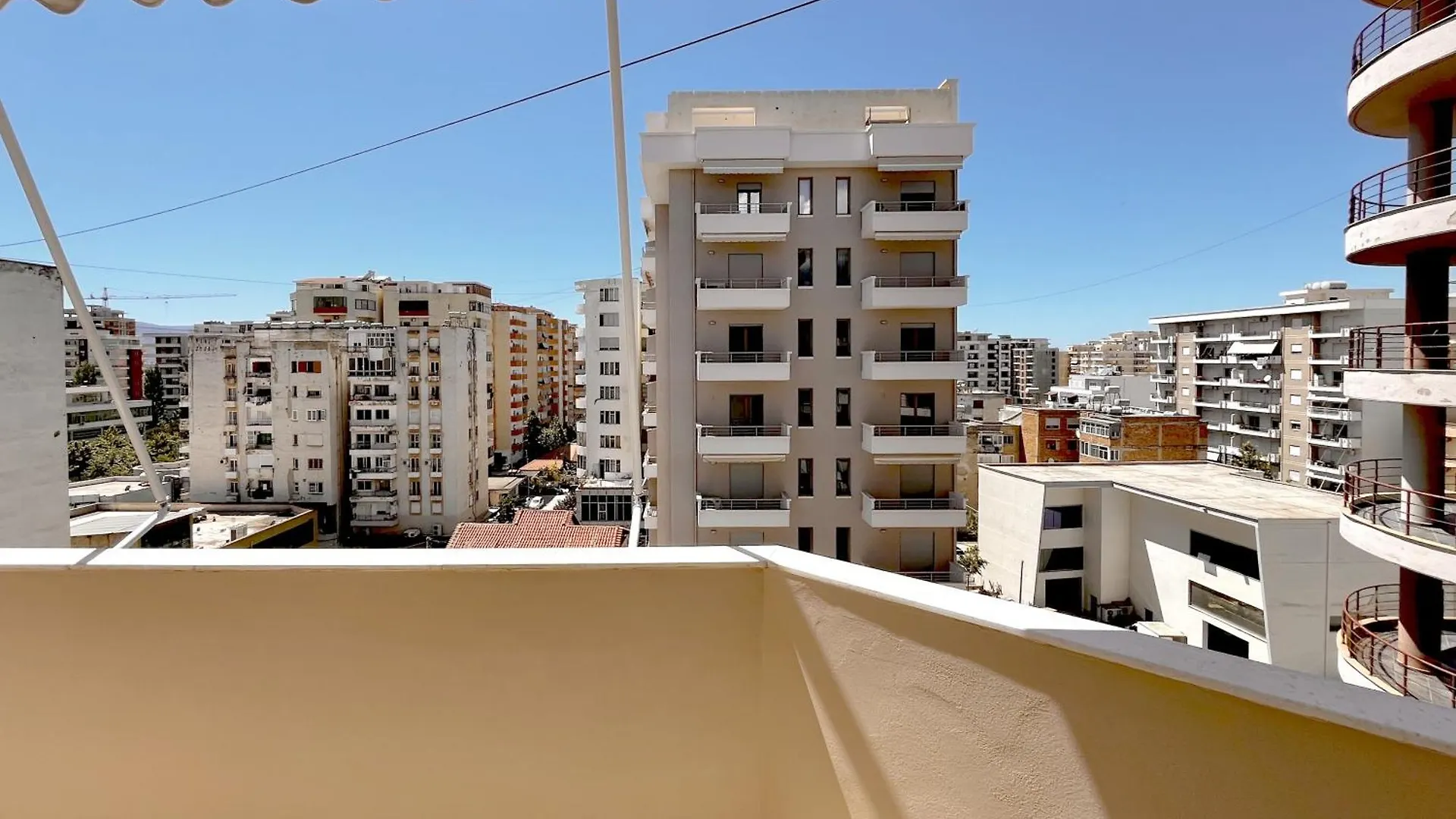 Kam Apartments In The City Center Vlore