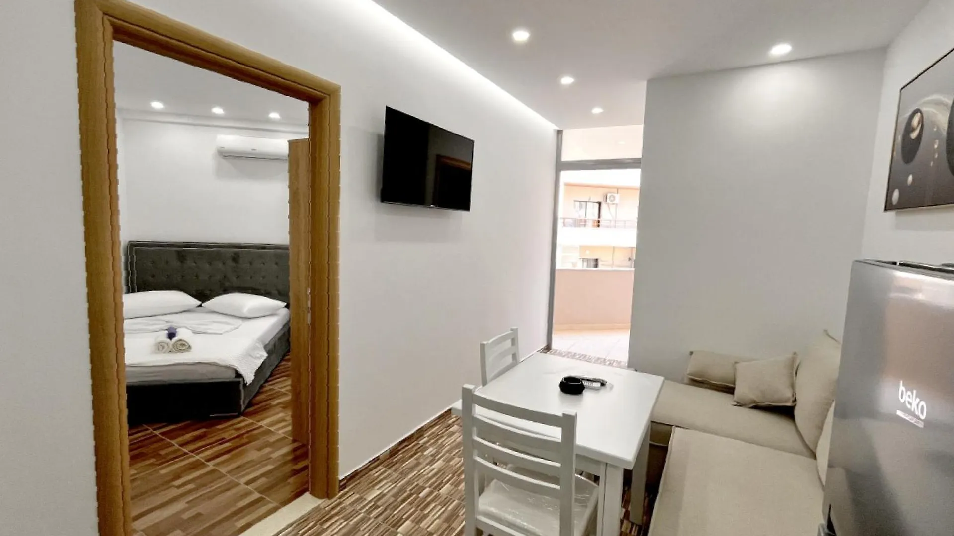 Kam Apartments In The City Center Vlore