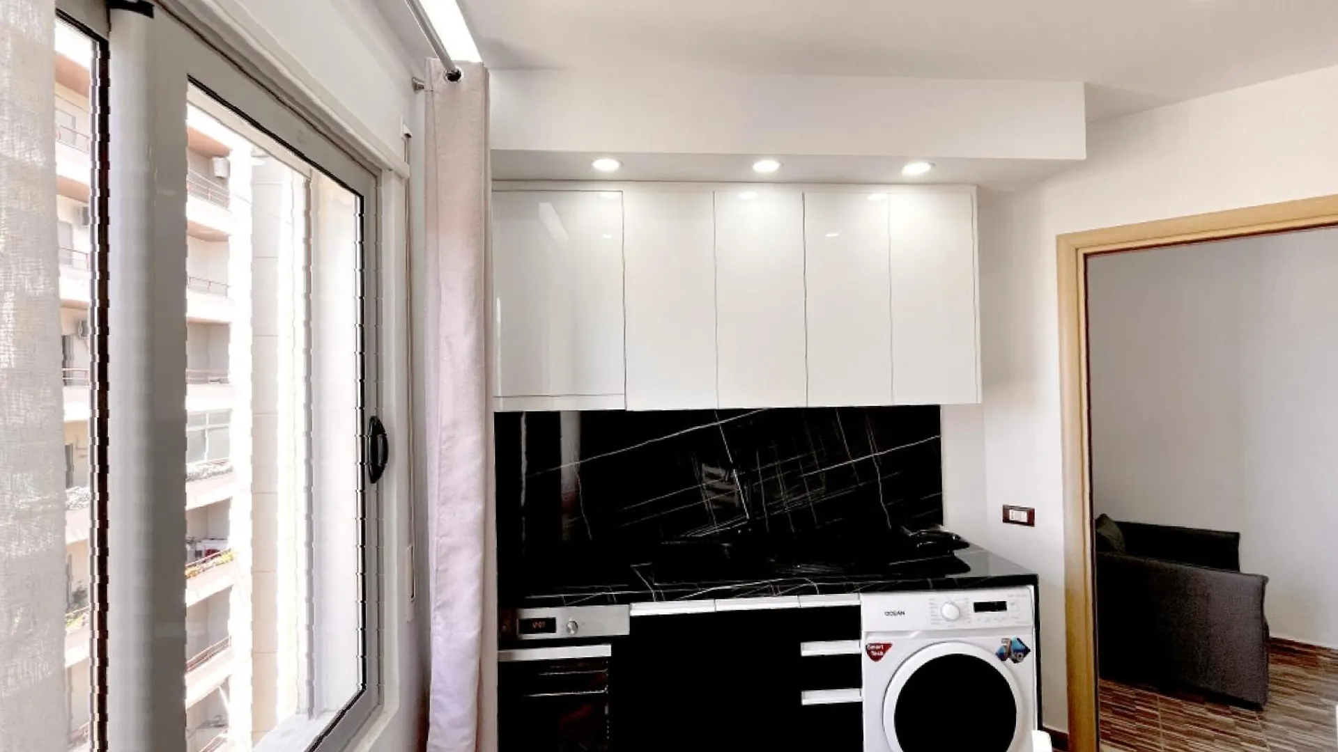 Kam Apartments In The City Center Vlore Albania
